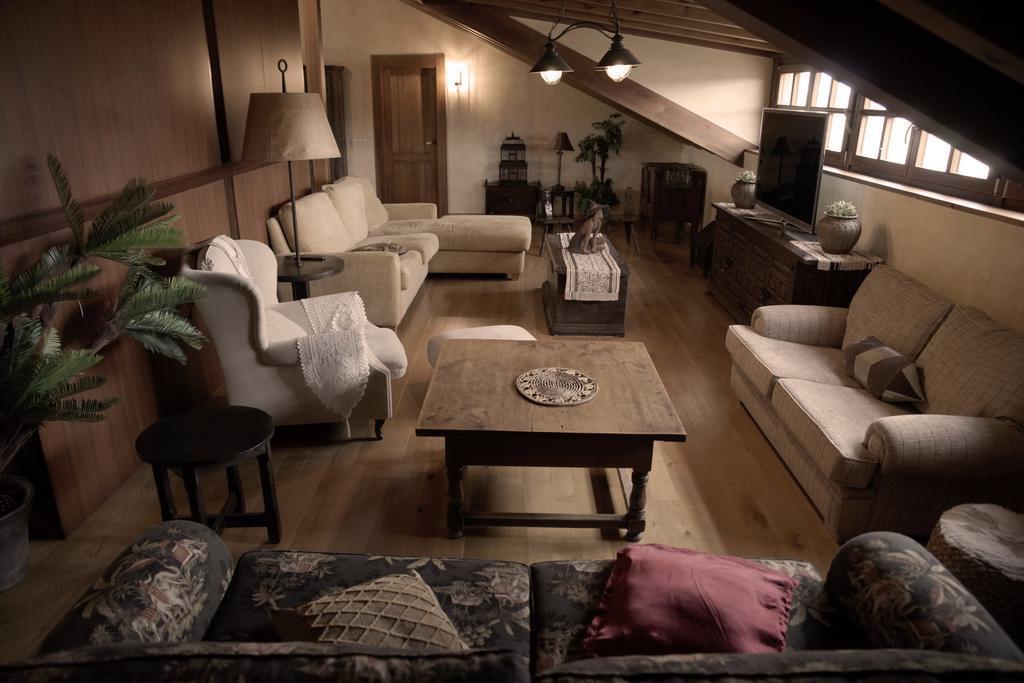 הוילה Almenara de Tormes La Casona Del Tormes מראה חיצוני תמונה