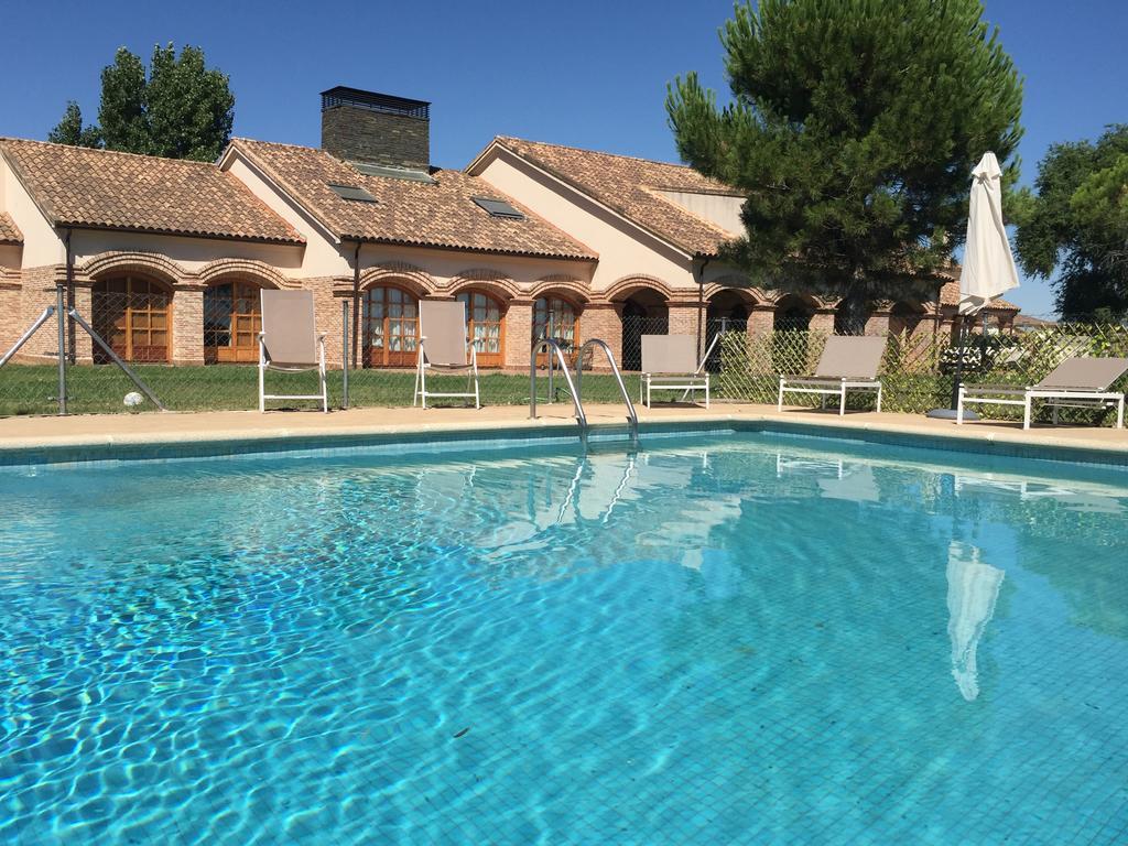 הוילה Almenara de Tormes La Casona Del Tormes מראה חיצוני תמונה
